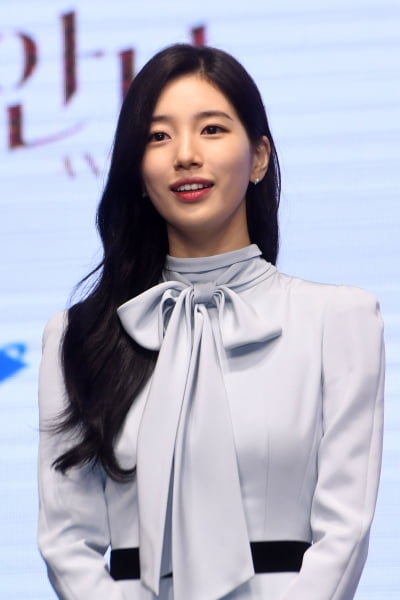 [포토] 수지, '안나라고 불러주세요'