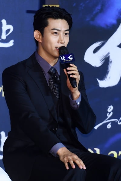 [포토] 옥택연, '멋진 모습에 시선강탈'