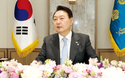 권성동 "계파 모임 막겠다" vs 장제원 "사조직 아냐"