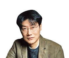 황동혁 감독 "오징어 게임 시즌2로 돌아옵니다"