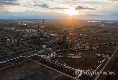 OPEC+ 쪼개지나…"러시아 빼고 증산합의 저울질"