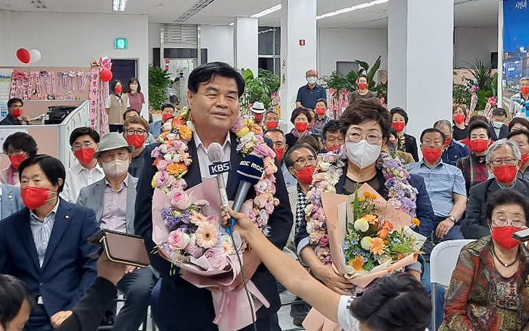 [6·1 지방선거] 심규언 동해시장 3선 안착…"100년 먹거리 창출"