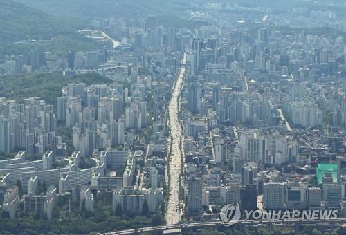 "매물 늘고·금리 오르고"…서울 아파트값 9주 만에 다시 내렸다