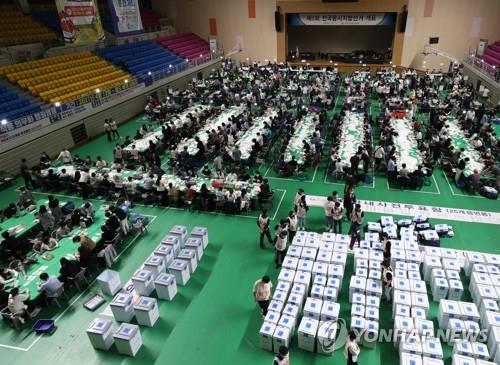 [6·1 지방선거] 3수 시장·10대 시의원…경기도 이색 당선인들