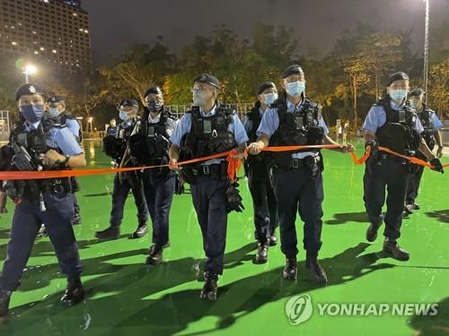 홍콩 6·4톈안먼 민주화시위 촛불 꺼지나…경찰 원천 봉쇄