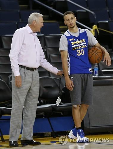 미 유명 분석가 "NBA 챔프전 MVP, 지더라도 커리가 받아야"