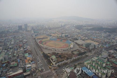 김승수 전주시장 8년…문화·복지 합격점, 경제·민생은 낙제점