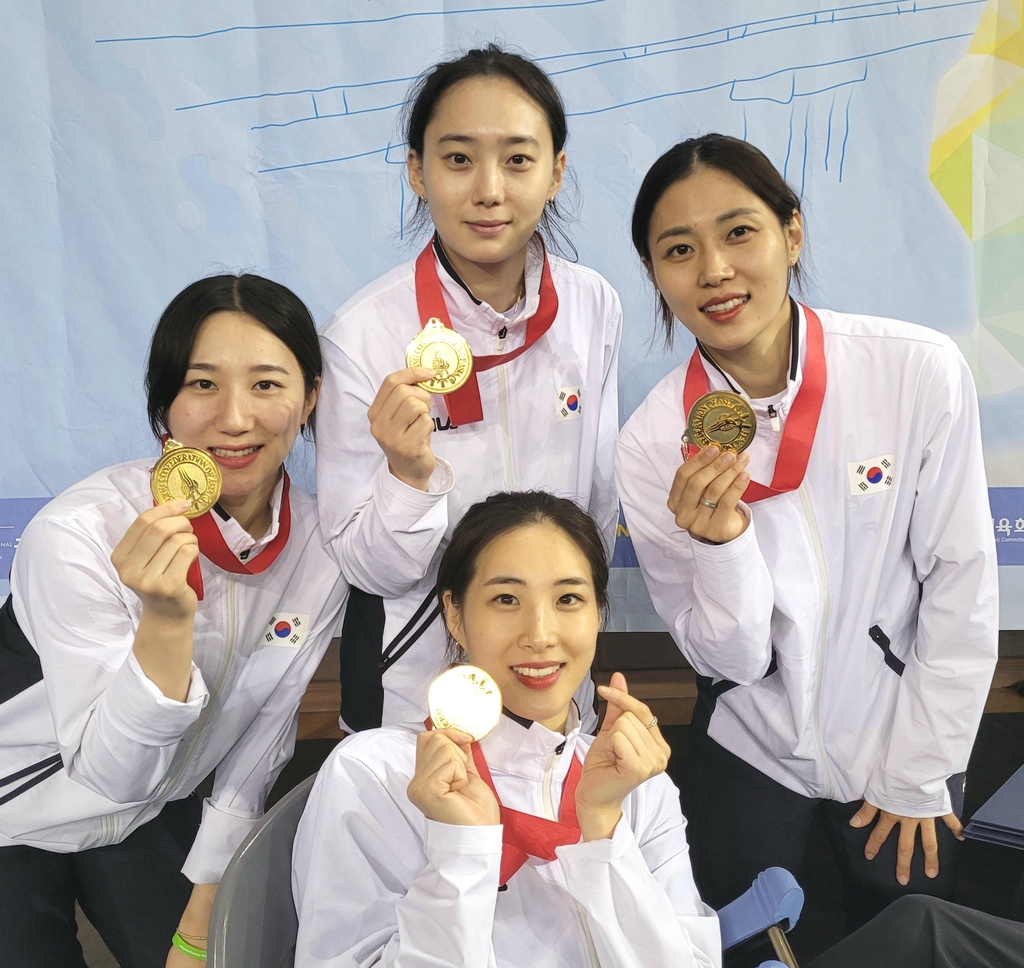 한국 펜싱, 아시아선수권 여자 사브르 단체전 금…최수연 2관왕