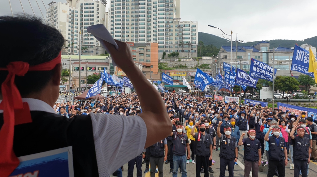 파업 대우조선 하청노조 "저임금 개선을"…사측 "대화로 해결을"