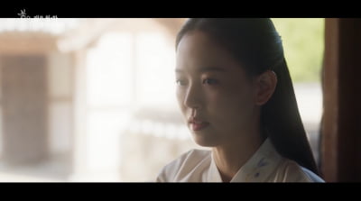 [종합] '♥강한나' 잃을까 두려운 이준, 일 제대로 꾸몄다…오승훈, 고문 속 사망('붉은 단심')