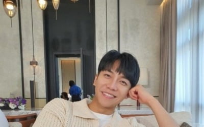 '이다인♥' 이승기, 걱정·근심 '훌훌'…미소와 함께 밝은 근황[TEN★]