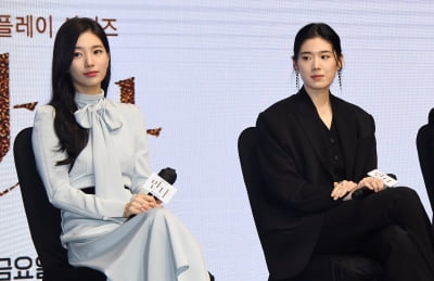 [TEN 포토] 수지-정은채 '패션대결 기대해주세요'