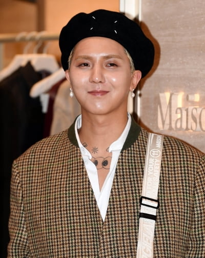 [TEN 포토] 위너 송민호 '멋진 미소'