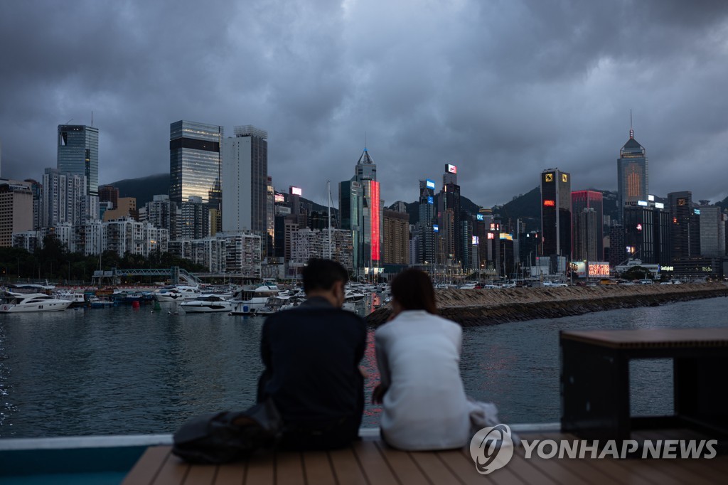 홍콩 주권반환 25주년…'일국양제' 약속 계속 유효할까