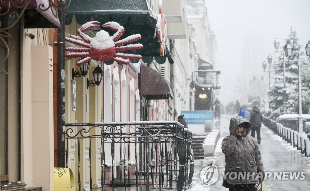 수출 막힌 러 크랩, 냉동창고 부족에 조업 중단 위기
