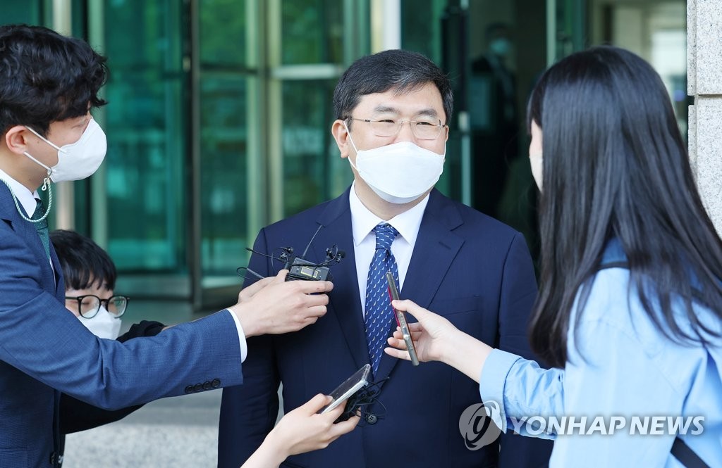 여의도 둘러싼 '尹 사단'…라임·옵티머스 재수사 향방 촉각