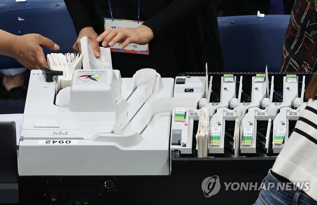 [6·1 지방선거] 지사부터 시장·도의원까지…경기 곳곳서 1%p 미만 초접전