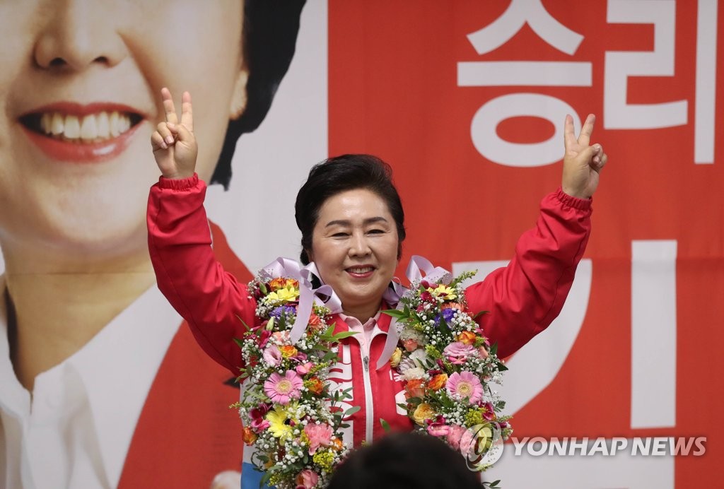 [6·1 지방선거] 창원 의창 김영선…'국힘 최다선·경남 첫' 여성 국회의원 됐다