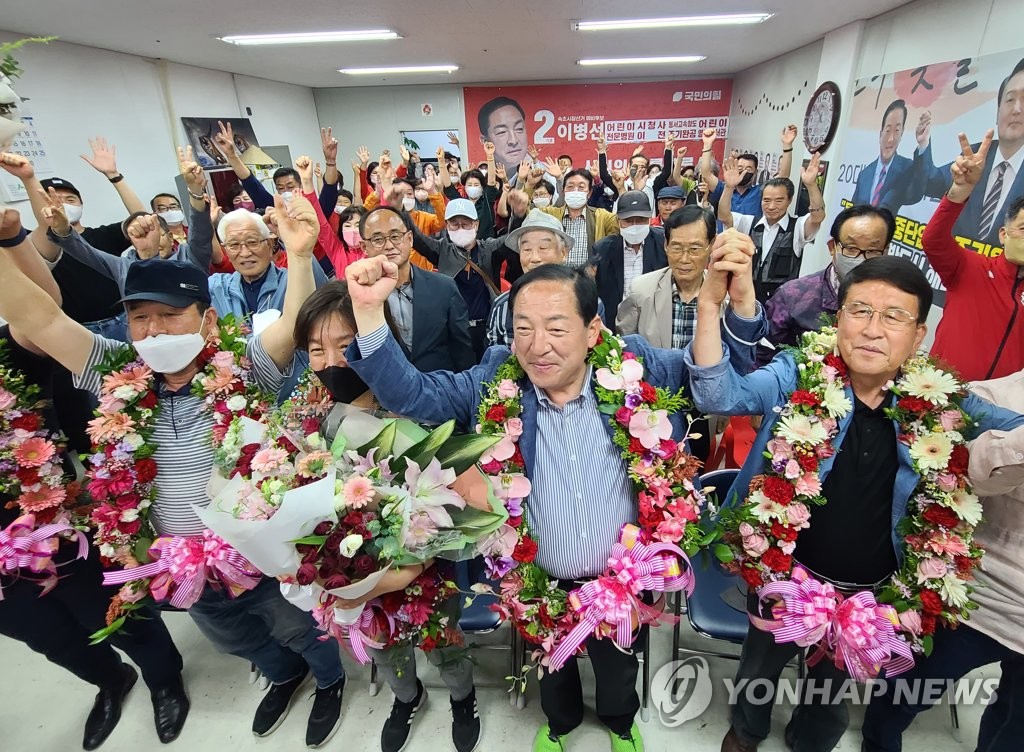 [6·1 지방선거] 강원 보수 텃밭 재확인…새 정부 견제보다 안정론 선택