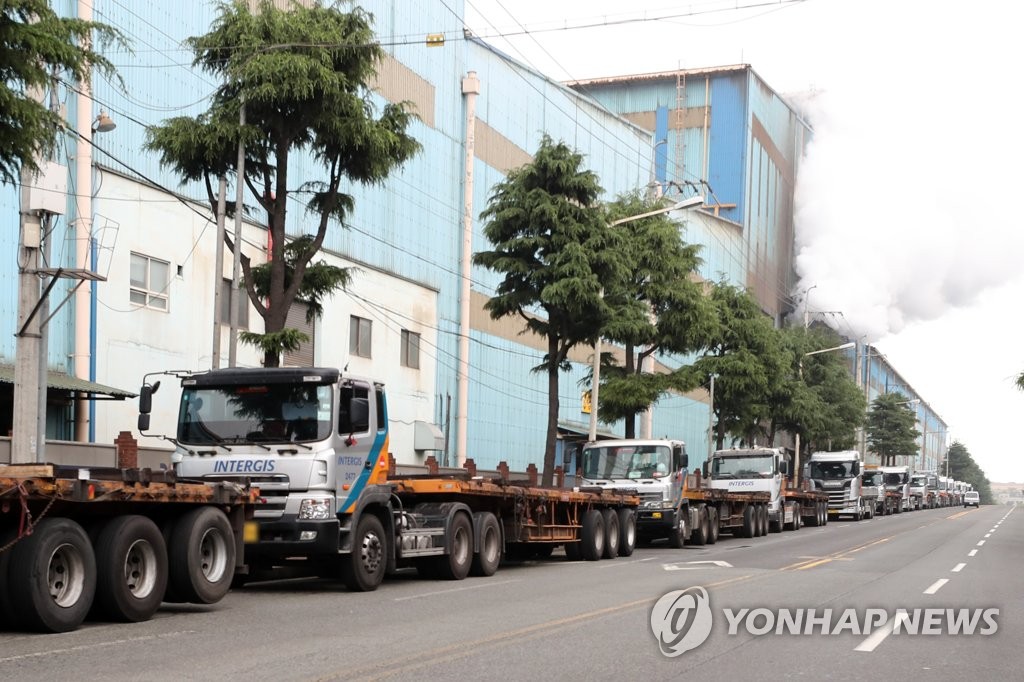 화물연대 파업에 시멘트-철강-자동차 산업계 곳곳 물류차질 심화(종합2보)