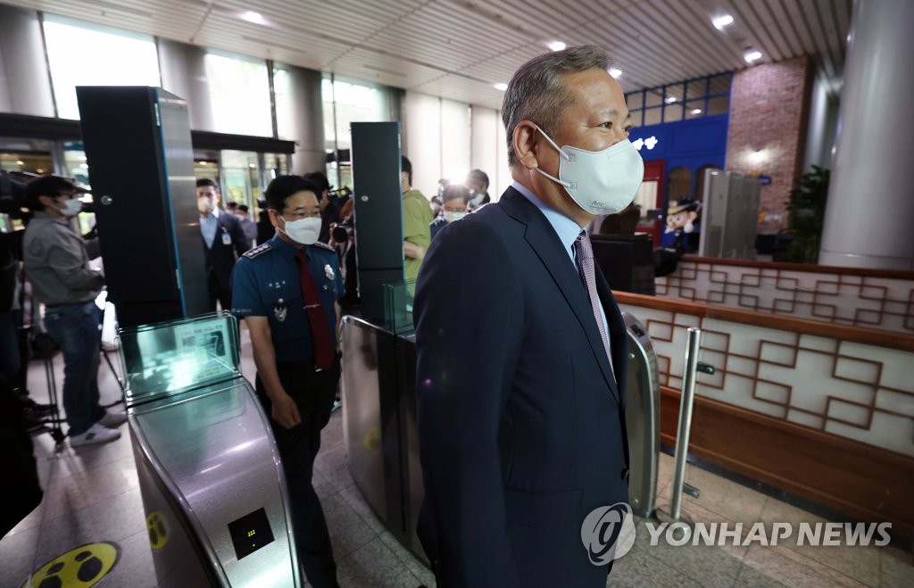 행안부 자문위, 대통령 직속 '경찰개혁위' 설치 권고