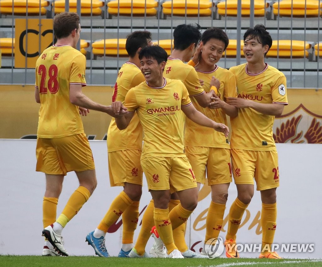 K리그2 광주, 안양 4-0 완파…18경기 만에 전 구단 상대 승리