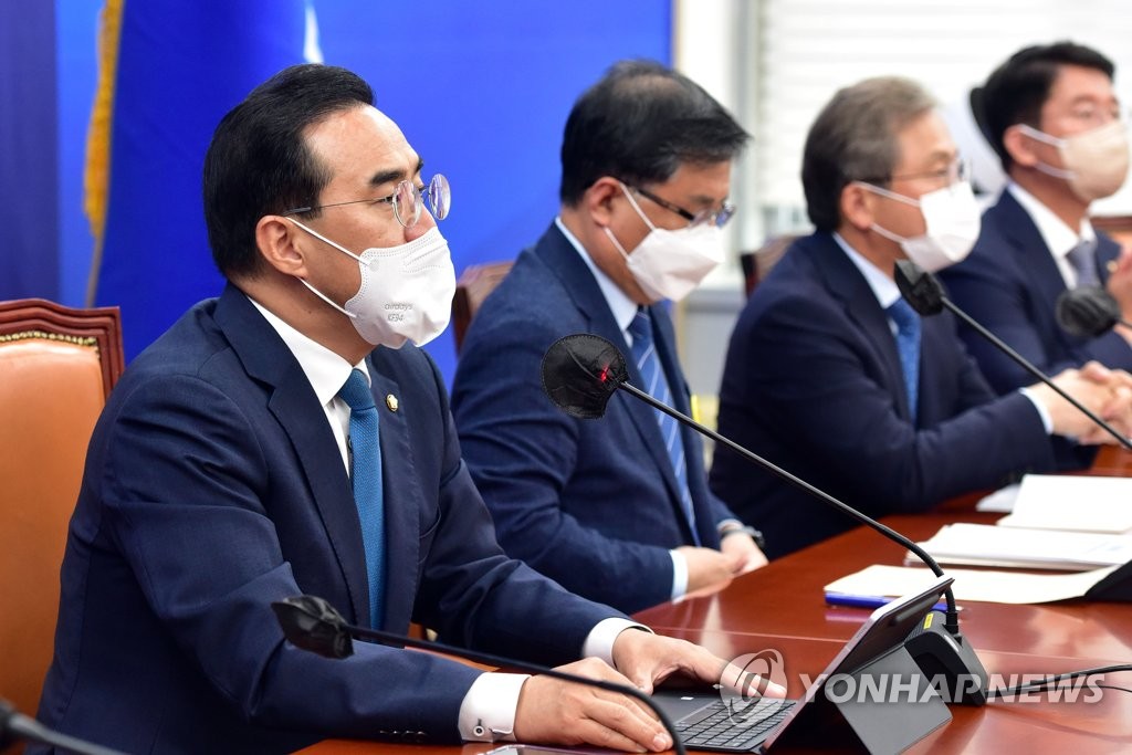 박홍근, 법인세 인하 가능성에 "엉뚱한 처방…또 흘러간 유행가"