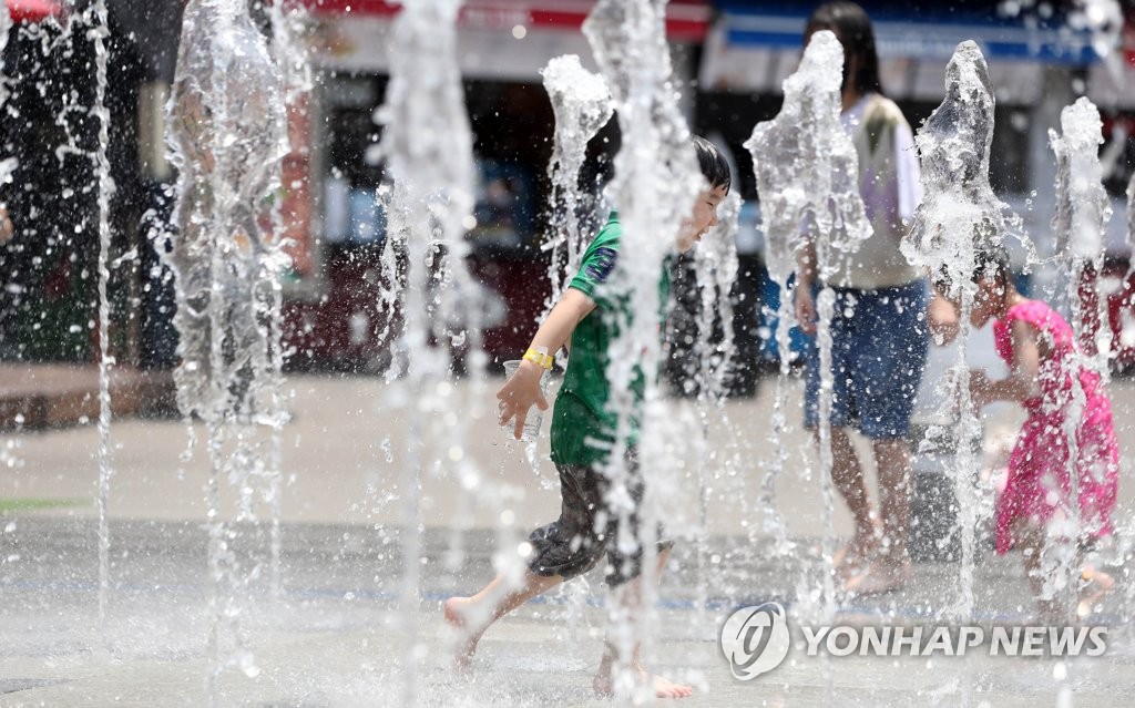 [날씨] 절기상 하지…남부 곳곳 소나기에 30도 안팎 더위