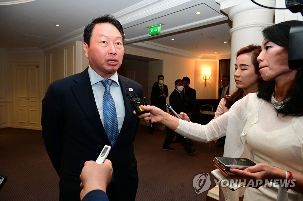 '엑스포 유치' 파리 찾은 최태원 "출발 늦었지만 결승선은 먼저"