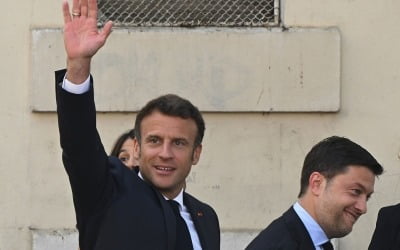 '엘리트' 프랑스 외교관들 "일 안하겠다" 파업 선언…왜?