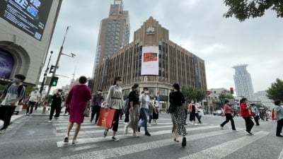 [르포] "상하이가 돌아왔다" 환호는 잠시…힘겨운 경제재건 과제