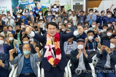  '4년 절치부심' 이정선 광주시교육감 당선