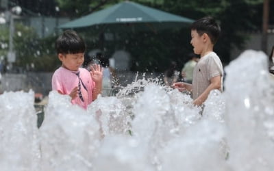 수도권 등 30도 안팎 더위…밤부터 제주·남해안 비