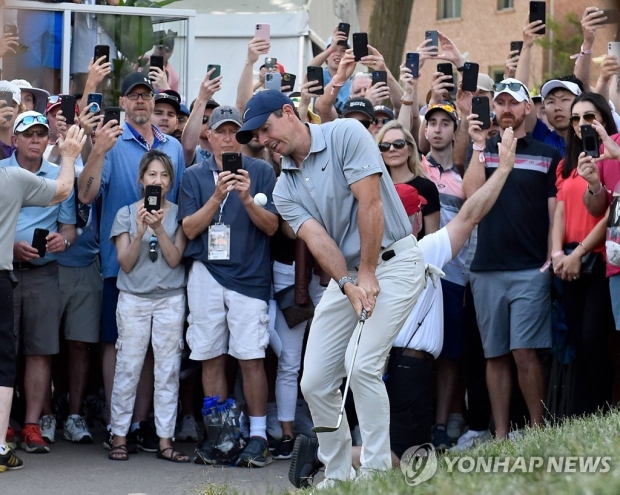 PGA 투어 잔류 매킬로이, 캐나다오픈 3R 공동 선두…노승열 29위