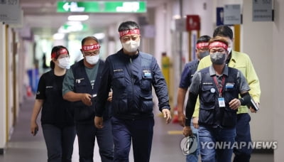 정부-화물연대, 대화 재개…타결 가능성 관측도(종합)