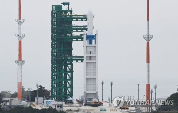 국내 독자 개발 '누리호', 오늘 다시 우주로 향한다