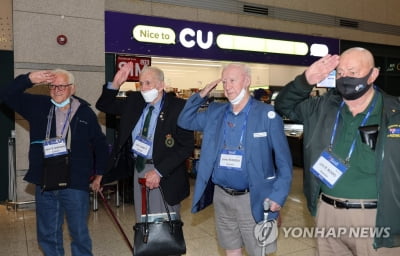 "한국 자유 수호에 감사"…재방한 6·25참전용사 청와대 관람