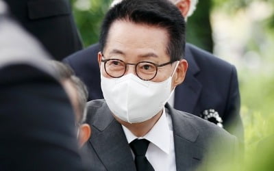 박지원, 'X파일' 파장에 "몰매 맞아"…홍준표 "관종정치 자중하라"