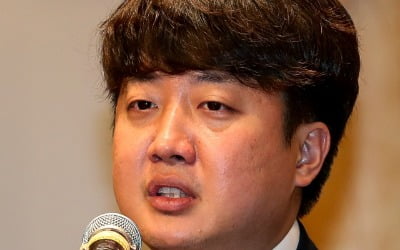 강신업 변호사 "이준석 즉각 제명돼야…증거인멸이 더 나빠"