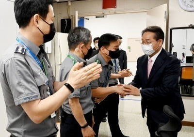 "돌아온 유정복"...인천항서 '시민취임축제' 개최 