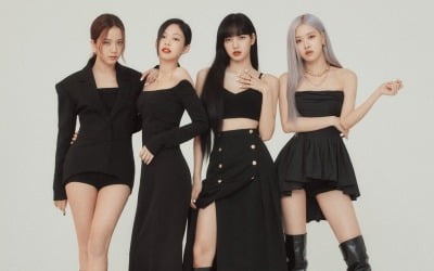 'K팝 퀸' 블랙핑크, 2년 만에 완전체 컴백…8월 신곡 발표