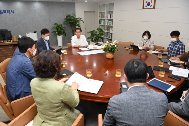 이재준 수원특례시장, "시민에 약속한 사업, 세밀하게 추진해야" 강조 