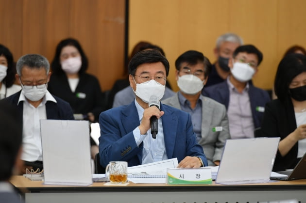 신상진 성남시장, 첫 확대간보회의 주재해 '공약 진행상황 및 현안 논의'