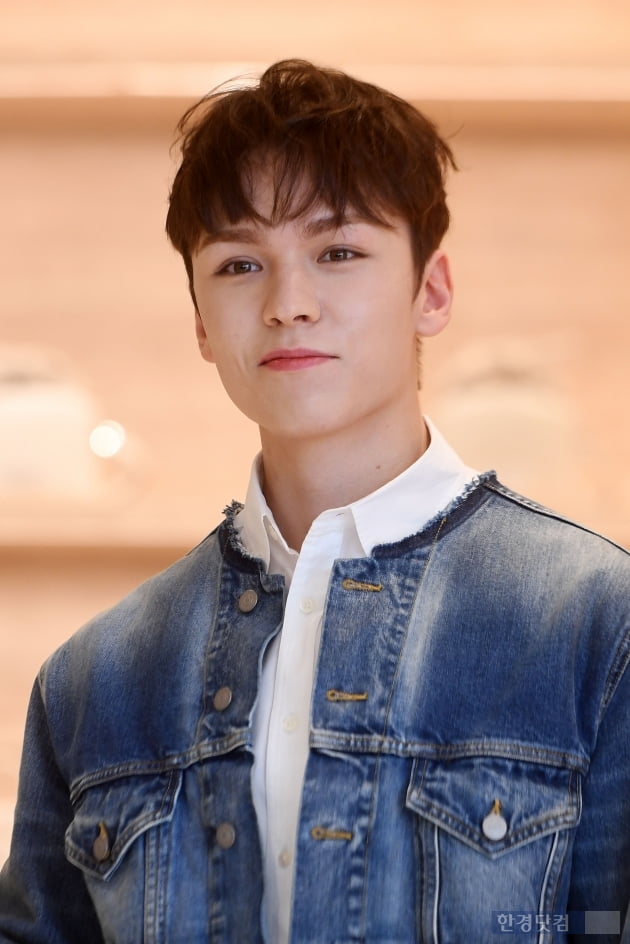 [포토] 세븐틴 버논, '클로즈업을 부르는 얼굴'