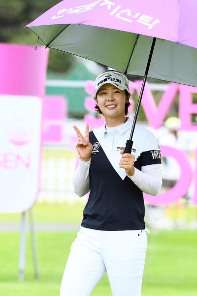 [포토] 박지영, '기분 좋은 미소로 출발'