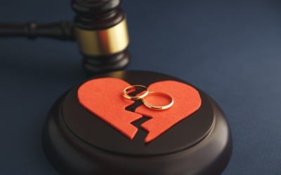 유책배우자도 이혼 청구 가능? 대법원 첫 판단에 술렁 [법알못]