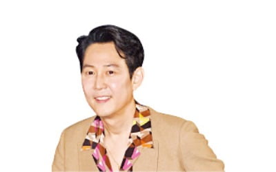영화 '헌트'로 감독 데뷔한 이정재