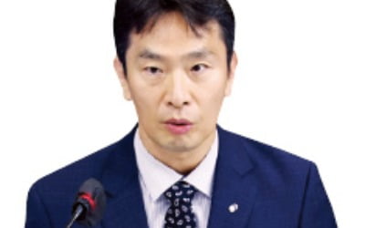 이복현 "불합리한 감독관행 없앨 것"