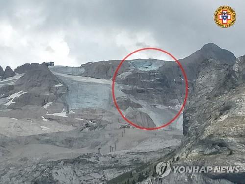 "이탈리아 돌로미티 최고봉 빙하 붕괴…등반객 덮쳐 6명 사망"(종합)