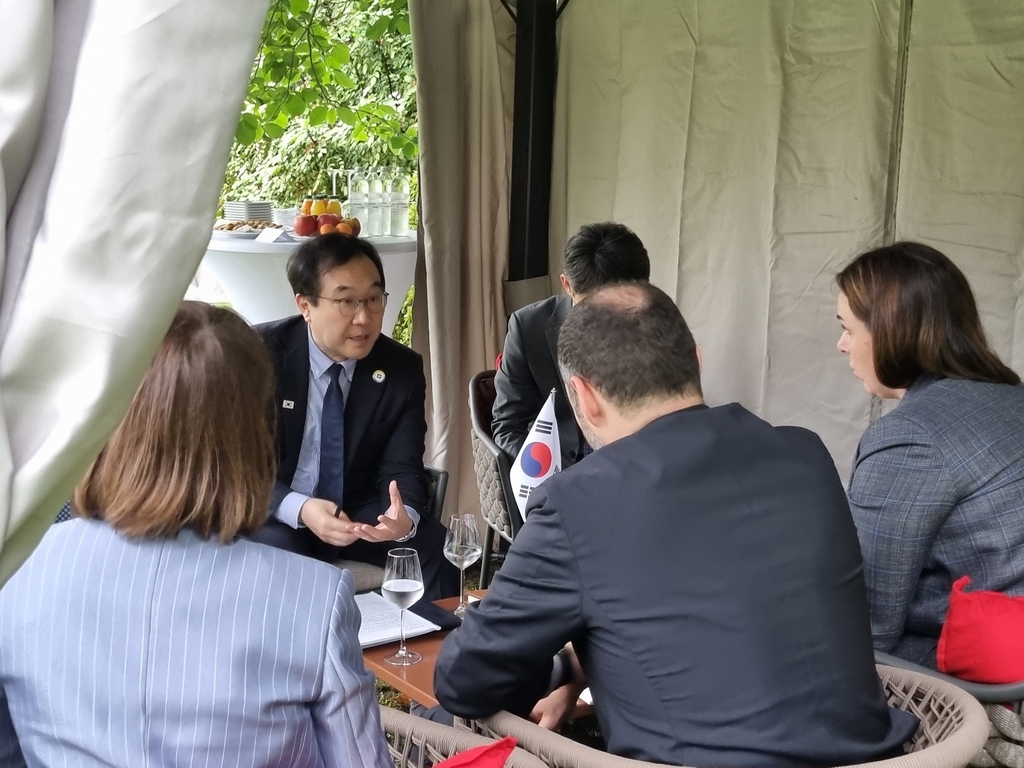 외교2차관, 우크라 인프라장관과 회동…"재건·복구 적극 참여"